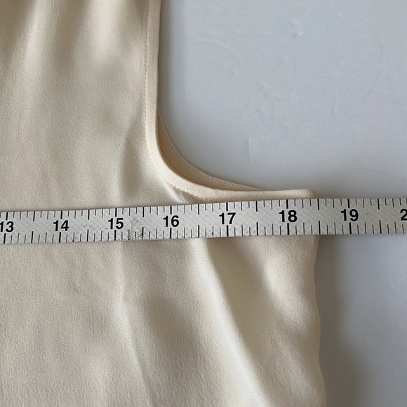 NEW Anthropologie Mise En Scene by Ruffian Mascarpone Silk Blouse SZ-4 - Picture 12 of 14